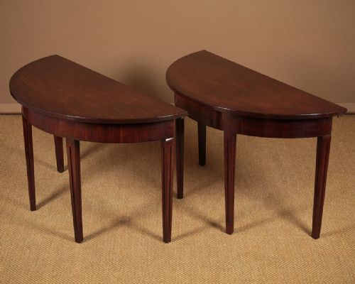 Pair of Georgian Mahogany Side Tables C.1810.