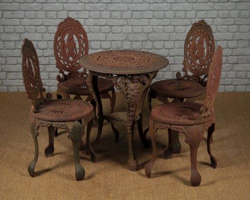 Cast Iron Garden Table & Chairs.