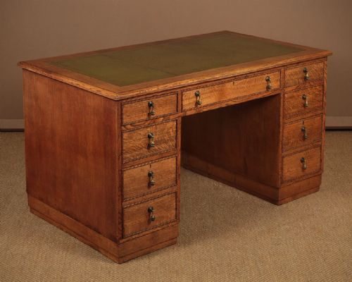 Oak Kneehole Desk C.1930.