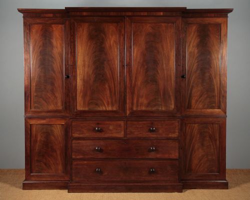 19th.c. Mahogany Combination Wardrobe & Linen Press C.1840.