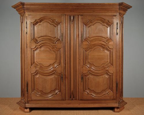 Large Oak Wardrobe C.1800
