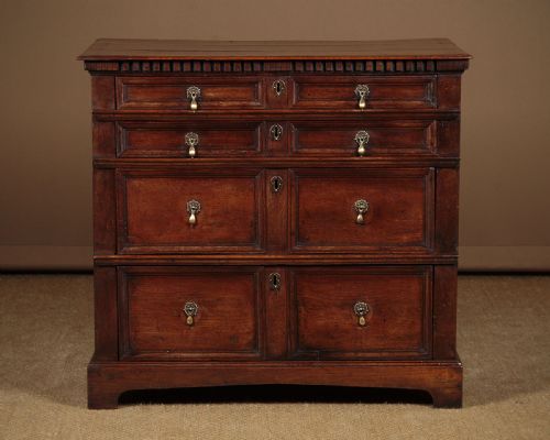 18th.c. Oak Chest of Drawers C.1790.