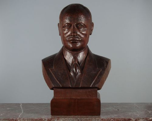 Carved Wooden Bust of a Gentleman C.1920.