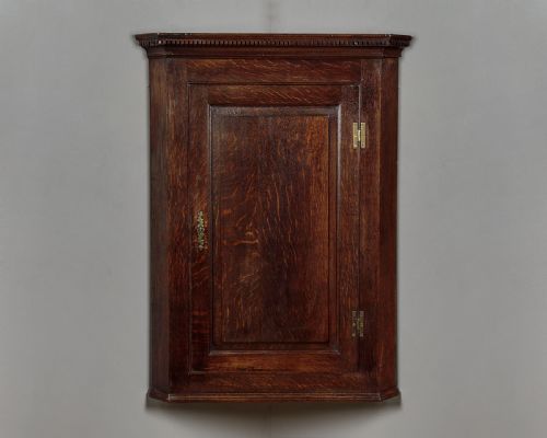 Georgian Oak Corner Cupboard C.1810