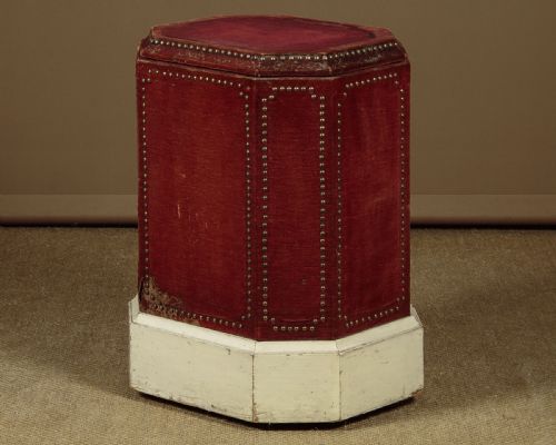 Sculpture Pedestal with Revolving Top C.1900