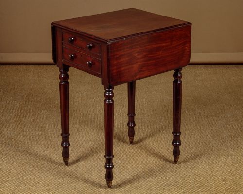 Small Mahogany Pembroke Side Table C.1830