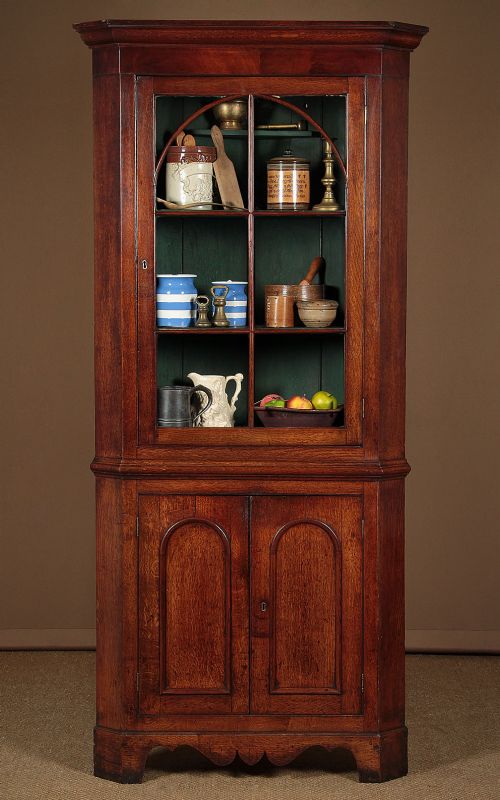 Welsh Oak Corner Cupboard C.1820