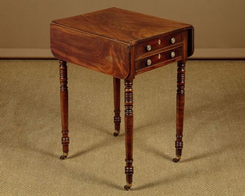 Small Pembroke Side Table C.1830