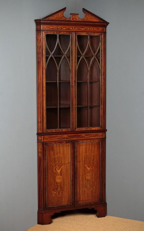 Inlaid Mahogany Sheraton Style Corner Cabinet C.1905