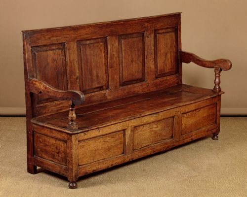 Welsh Oak Box Settle C.1800.