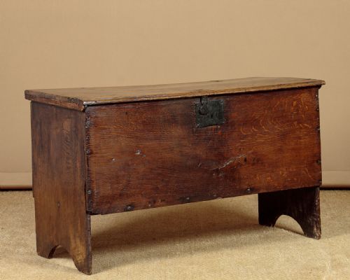 17th.c. Six Plank Coffer C.1650