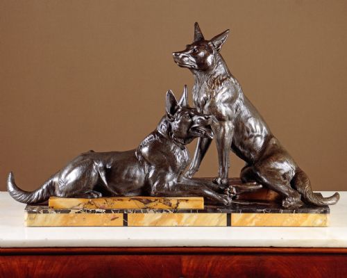 Art Deco Dogs Sculpture C.1930