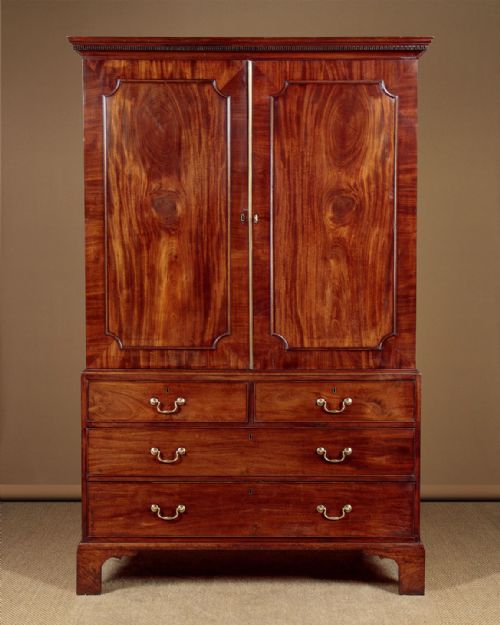 Georgian Mahogany Linen Press C.1800