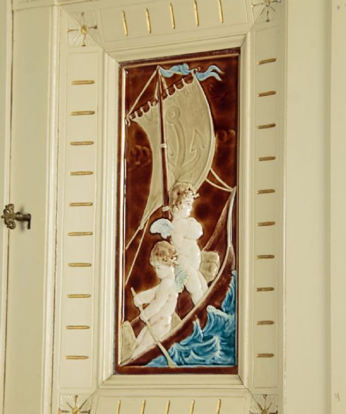 PAINTED CABINET WITH MAJOLICA PANELS C1900 - ADDITIONAL PHOTO 5