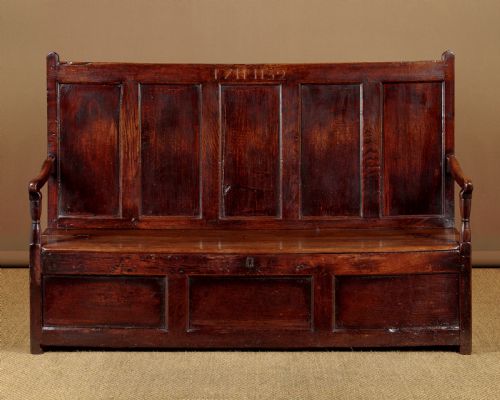 Welsh Oak Box Settle Dated 1732