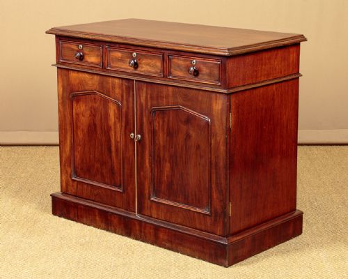 Small Mahogany Side Cabinet C.1820