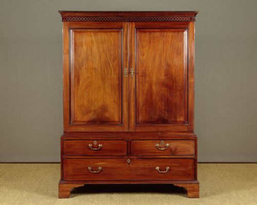Mahogany Linen Press by W.williamson & Sons of Guildford C.1810