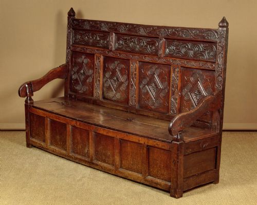 17th.c. Oak Box Settle C.1690