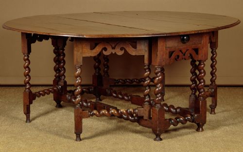 Large 18th.c. Oak Gateleg Dining Table C.1790