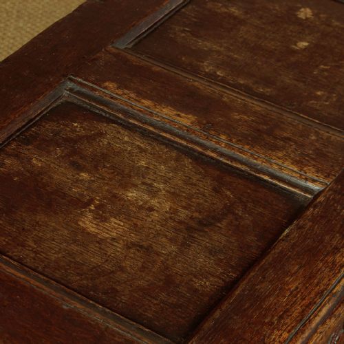 SMALL 18THC OAK COFFER - ADDITIONAL PHOTO 6