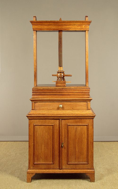 Oak Linen Press C.1880