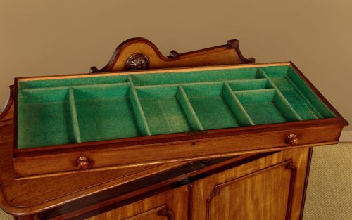 MAHOGANY SIDE CABINET C1860 - ADDITIONAL PHOTO 9
