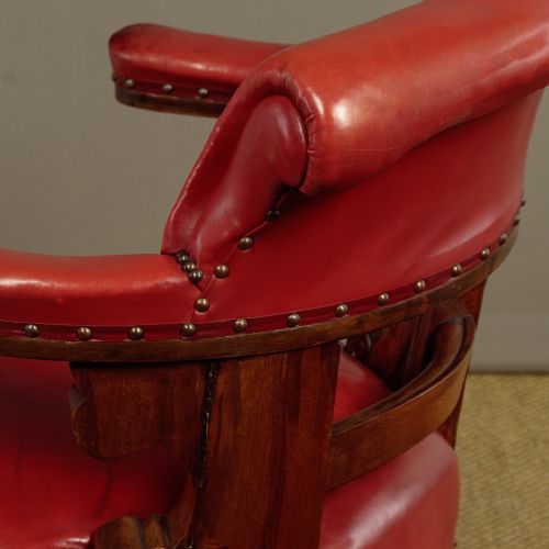 PAIR OF LARGE WALNUT LEATHER ARMCHAIRS C1890 - ADDITIONAL PHOTO 5