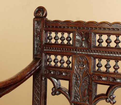 CARVED OAK HALL SEAT C1890 - ADDITIONAL PHOTO 3