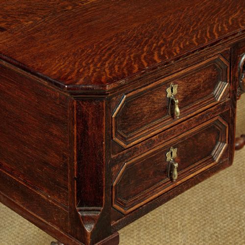 CAROLEAN STYLE OAK DESK C1910 - ADDITIONAL PHOTO 6