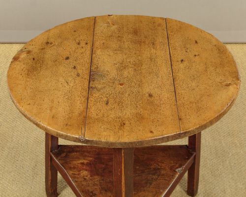 PINE ELM CRICKET TABLE C1820 - ADDITIONAL PHOTO 3