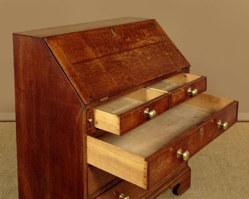 SMALL GEORGIAN OAK BUREAU C1800 - ADDITIONAL PHOTO 8