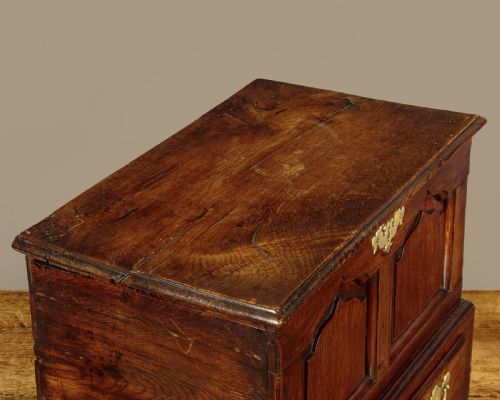 WELSH OAK COFFER BACH C1770 - ADDITIONAL PHOTO 4