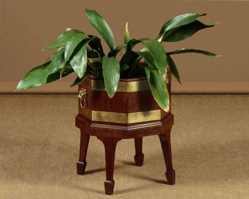 BRASS BOUND CELLARETTE OR JARDINIERE C1920 - ADDITIONAL PHOTO 1
