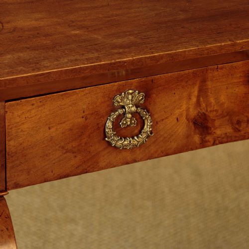 SMALL WALNUT CONSOLE TABLE C1840 - ADDITIONAL PHOTO 5