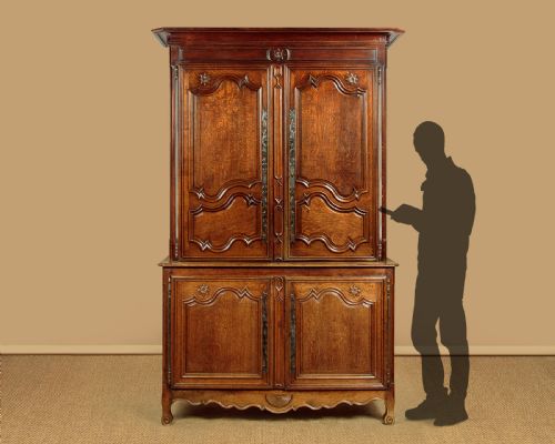 TALL 18THC FRENCH OAK HOUSEKEEPER'S CUPBOARD C1770 - ADDITIONAL PHOTO 1
