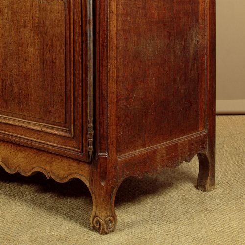 TALL 18THC FRENCH OAK HOUSEKEEPER'S CUPBOARD C1770 - ADDITIONAL PHOTO 11