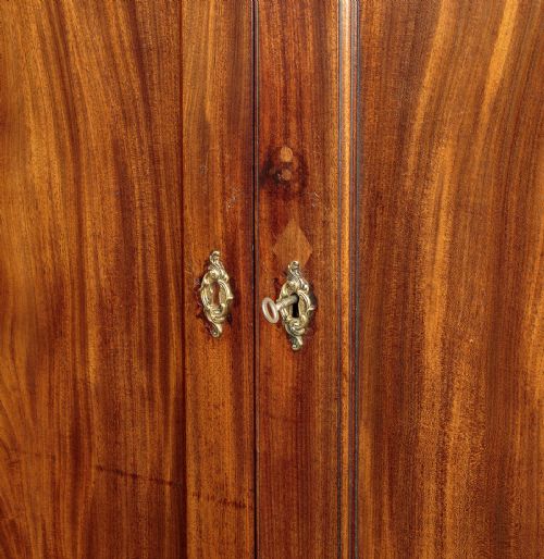 GEORGE III MAHOGANY LINEN PRESS C1800 - ADDITIONAL PHOTO 5
