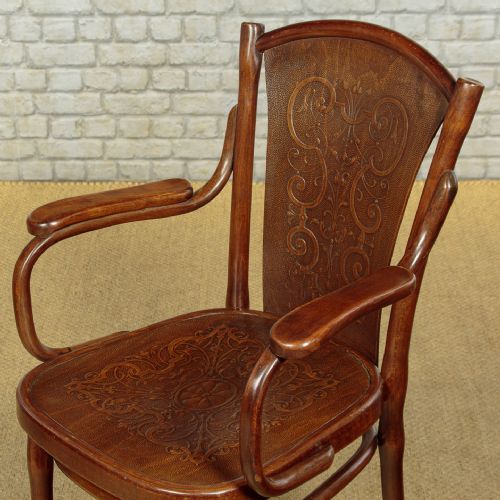 PAIR OF BENTWOOD ARMCHAIRS BY THONET C1900 - ADDITIONAL PHOTO 5
