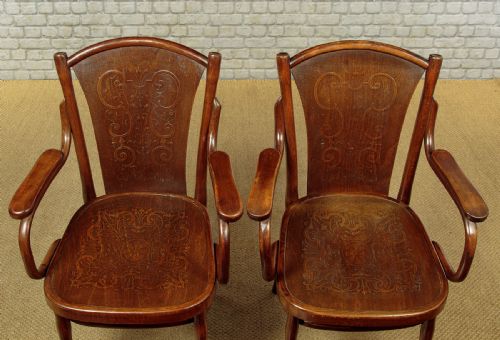PAIR OF BENTWOOD ARMCHAIRS BY THONET C1900 - ADDITIONAL PHOTO 7