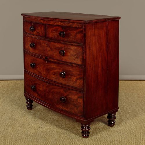 BOW FRONT MAHOGANY CHEST OF DRAWERS C1860 - ADDITIONAL PHOTO 1