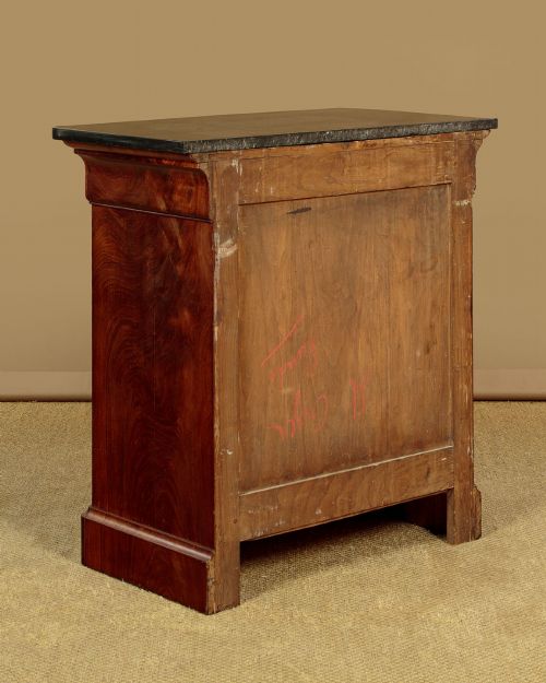 SMALL MAHOGANY COMMODE C1840 - ADDITIONAL PHOTO 12