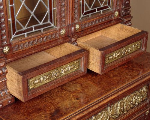 SMALL OAK SECRETAIRE BOOKCASE WITH BRASS PANELS C1880 - ADDITIONAL PHOTO 6