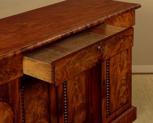 FOUR DOOR MAHOGANY SIDEBOARD C1830 - ADDITIONAL PHOTO 5
