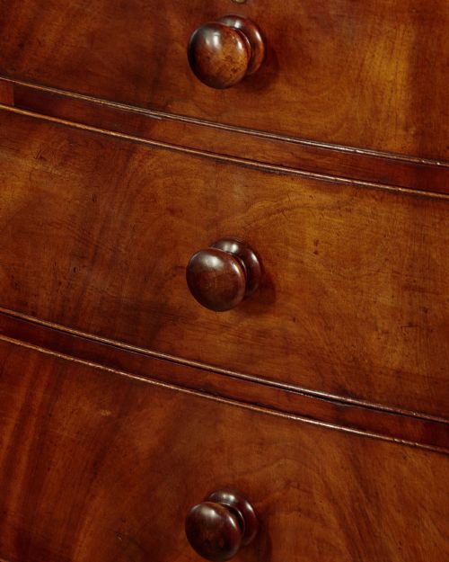 BOW FRONT MAHOGANY CHEST OF DRAWERS C1820 - ADDITIONAL PHOTO 8