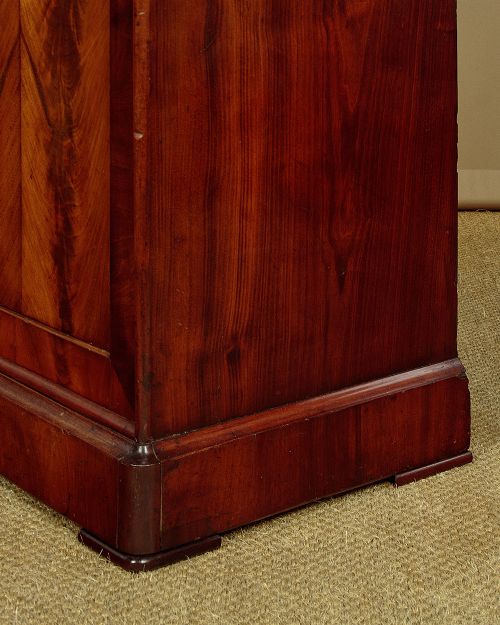 LOUIS PHILIPPE FLAME MAHOGANY CUPBOARD C1830 - ADDITIONAL PHOTO 12