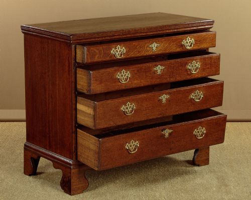 OAK CHEST OF DRAWERS C1800 - ADDITIONAL PHOTO 2
