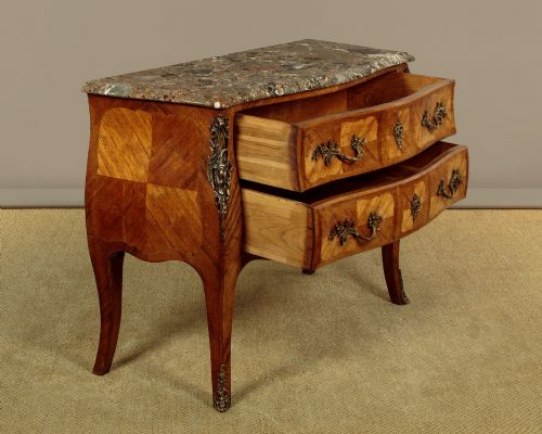 LOUIS XV STYLE BOMBE COMMODE C1930 - ADDITIONAL PHOTO 3