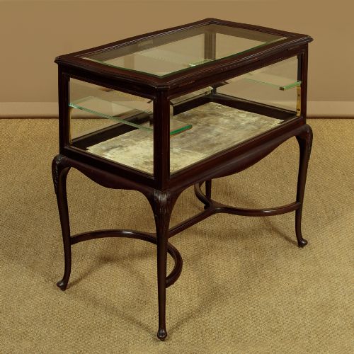 BIJOUTERIE DISPLAY TABLE C1920 - ADDITIONAL PHOTO 2