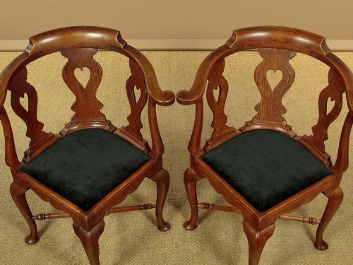 PAIR OF OAK CORNER ARMCHAIRS C1900 - ADDITIONAL PHOTO 2
