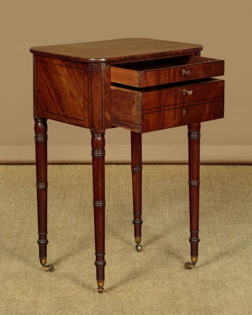 GEORGE III MAHOGANY SIDE TABLE C1820 - ADDITIONAL PHOTO 4